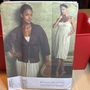 Vogue 2942 Donna Karen collection Jacket, Belt & Dress uncut factory fold